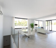 Вилла в Лас-Брисас, 5 комнат, терраса, 290 кв.м у моря