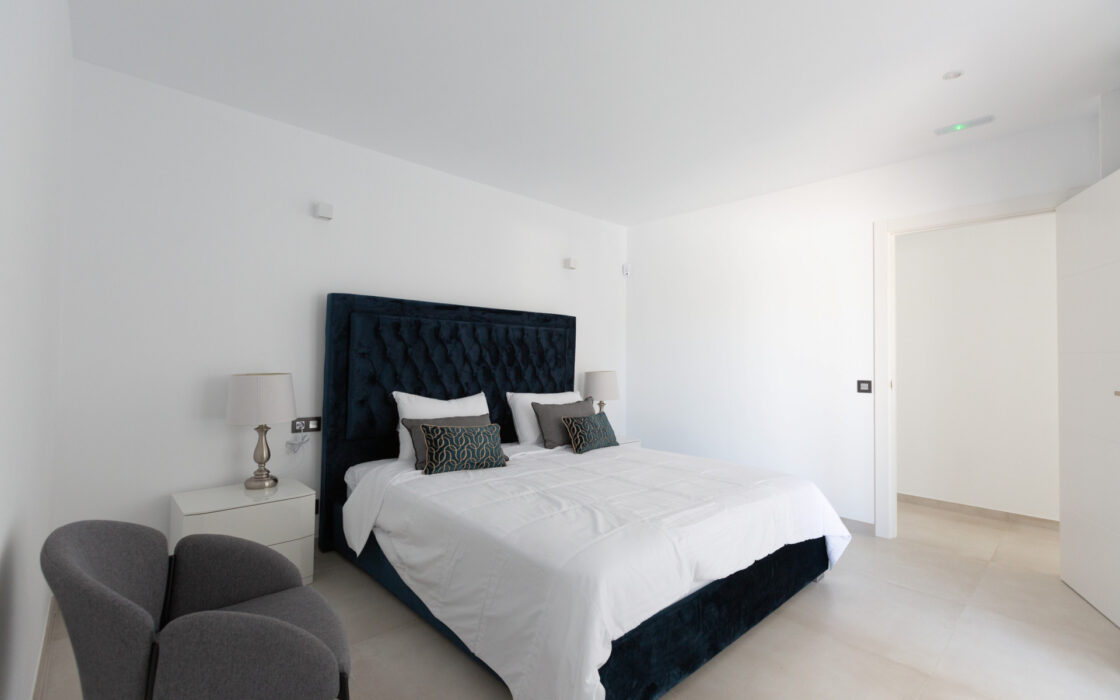 Вилла в Лас-Брисас, 5 комнат, терраса, 290 кв.м у моря