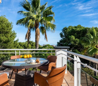 Простора вілла 436 кв.м в центрі Марбельї з терасою