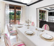 Просторная вилла 436 кв.м в центре Марбельи с террасой