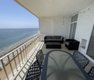 Квартира 70 кв.м с террасой у моря в Эстепоне