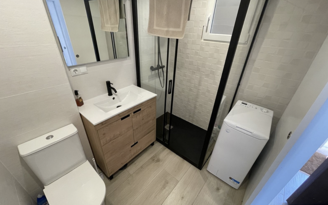 Квартира 70 кв.м с террасой у моря в Эстепоне