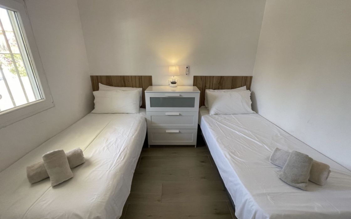 Квартира 70 кв.м с террасой у моря в Эстепоне