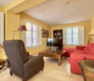 Просторная вилла в Финистрата 320 кв.м с видом на море