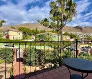 Просторная вилла в Финистрата 320 кв.м с видом на море