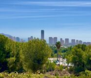 Просторная вилла в Финистрата 320 кв.м с видом на море