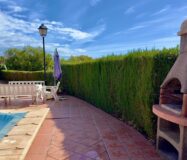 Просторная вилла в Финистрата 320 кв.м с видом на море