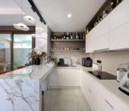 Вилла хайтек в Кабо Риг с бассейном и террасой 111 кв.м