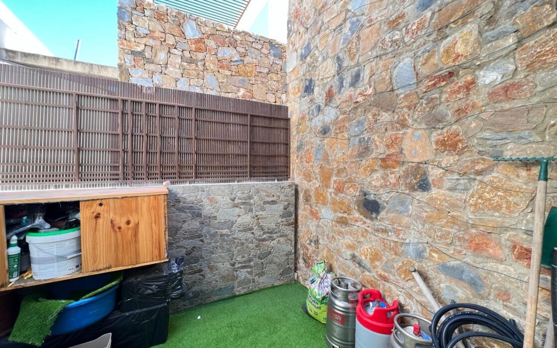 Вилла хайтек в Кабо Риг с бассейном и террасой 111 кв.м