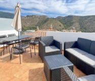 Изысканный пентхаус с террасой в центре Бенахависа 85 кв.м