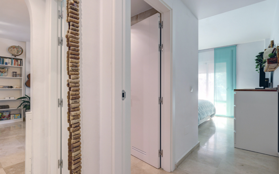 Апартамент с 2 спальнями в Эстепоне с террасой и садом