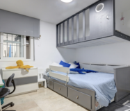 Апартамент с 2 спальнями в Эстепоне с террасой и садом