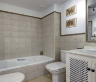 Апартамент с 2 спальнями в Эстепоне с террасой и садом