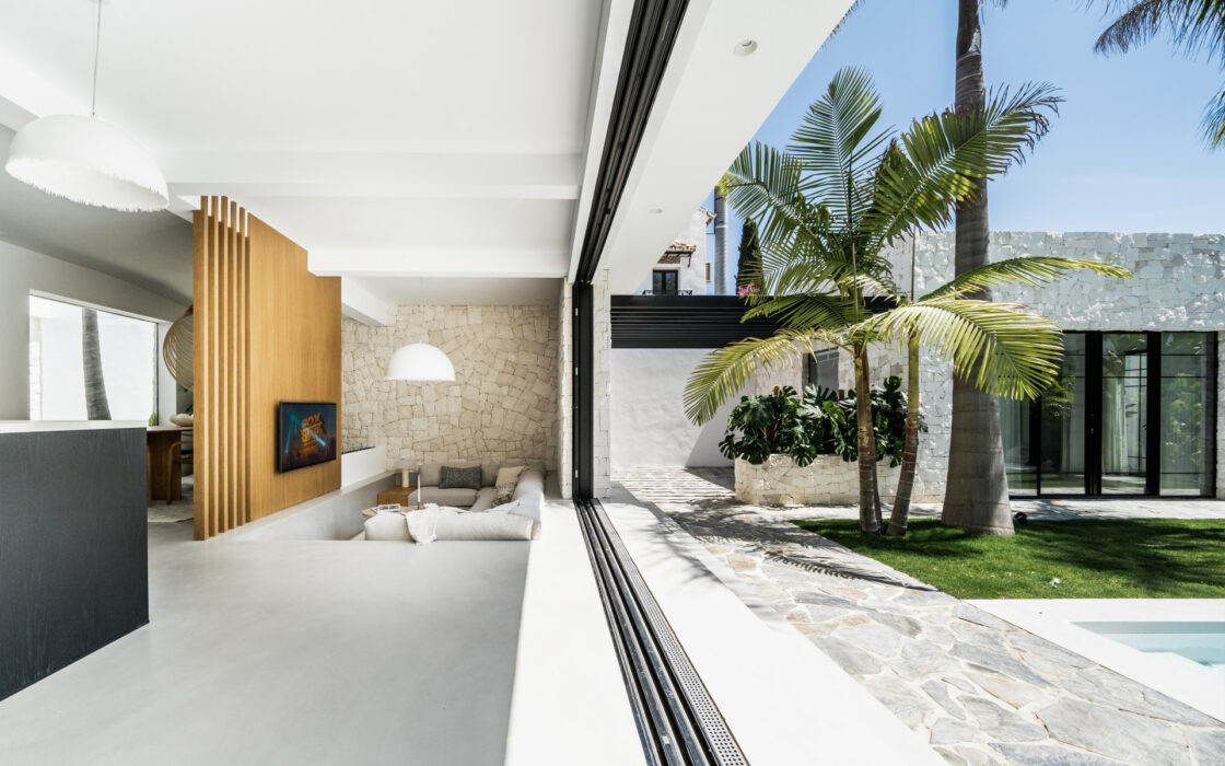 Вілла з терасою поруч з Пуерто-Банус, 176 кв.м, 5 спалень