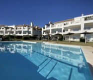 Квартира 107 кв.м с садом в Марбелье у моря