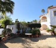 Вілла з басейном у Беніссі, 2 спальні, 1 км до моря