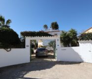 Вілла з басейном у Беніссі, 2 спальні, 1 км до моря