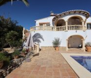 Вілла з басейном у Беніссі, 2 спальні, 1 км до моря