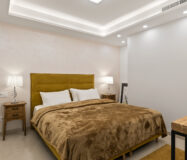 Простора 7-кімнатна квартира з терасою в Андалузії 325 кв.м