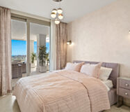 Простора 7-кімнатна квартира з терасою в Андалузії 325 кв.м