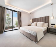 Вілла в Нуэва-Андалусія, Марбелья, 454 кв.м, вид на море