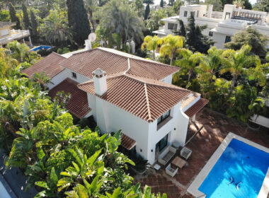 Роскошная вилла в Лос-Монтерос, Марбелья, 381 кв.м у моря