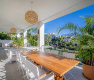 Вилла в Эль Эррохо 682 кв.м с террасой у моря