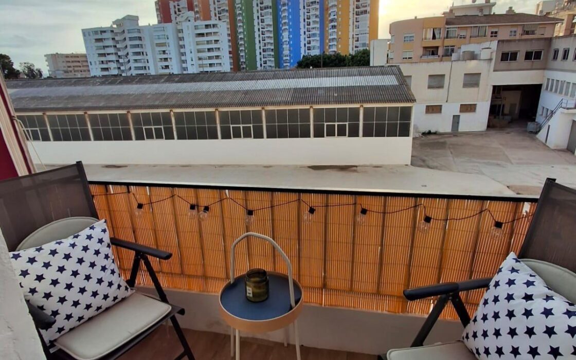 Квартира 74 кв.м в Ла-Вила-Йойоса у моря с балконом