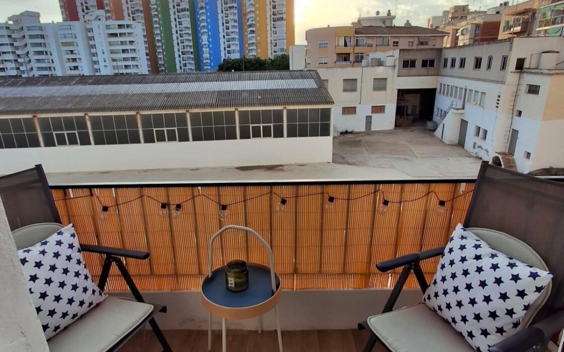 Квартира 74 кв.м в Ла-Вила-Йойоса у моря с балконом