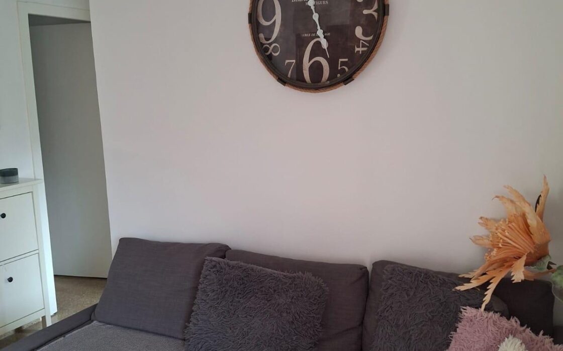 Квартира 74 кв.м в Ла-Вила-Йойоса у моря с балконом