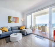 Просторная квартира у моря в Михас Коста 86 кв.м с террасой