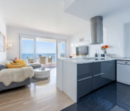 Просторная квартира у моря в Михас Коста 86 кв.м с террасой