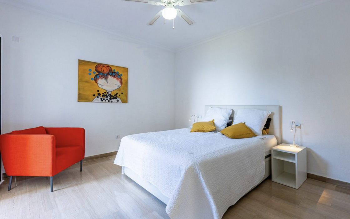 Просторная квартира у моря в Михас Коста 86 кв.м с террасой