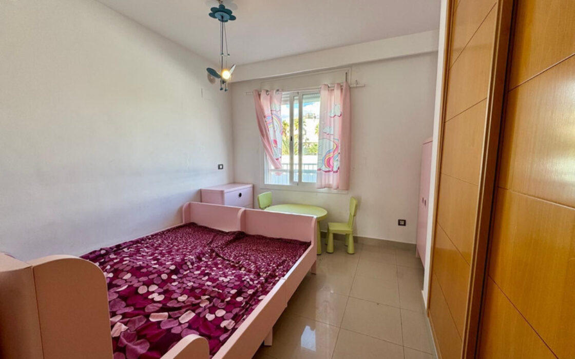 Квартира на верхньому поверсі в Сан-Педро 2 спальні з терасою