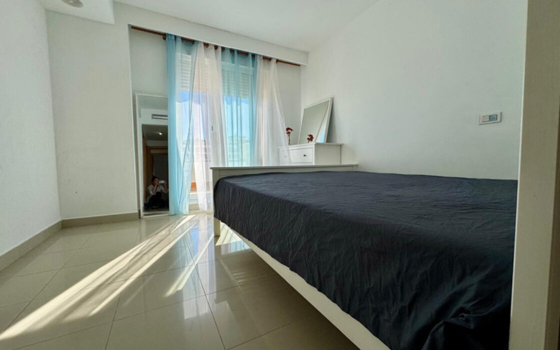 Квартира на верхньому поверсі в Сан-Педро 2 спальні з терасою