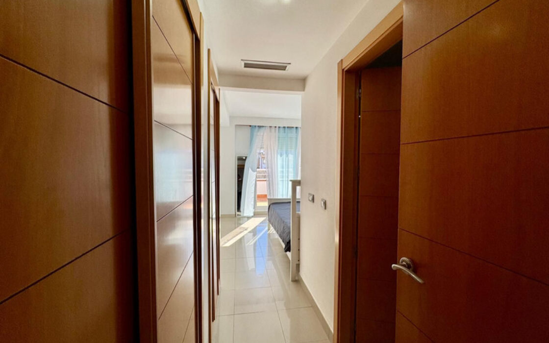 Квартира на верхньому поверсі в Сан-Педро 2 спальні з терасою