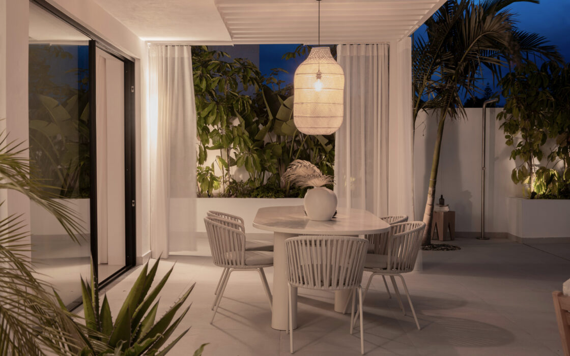 Розкішна вілла в Нижній Нуевій, 6 кімнат, тераса