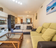 Квартира з терасою 135 кв.м в Естепоні біля моря