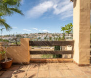 Квартира з терасою 135 кв.м в Естепоні біля моря