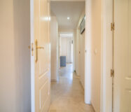 Квартира з терасою 135 кв.м в Естепоні біля моря