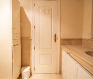 Квартира з терасою 135 кв.м в Естепоні біля моря