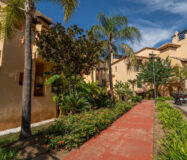 Квартира з терасою 135 кв.м в Естепоні біля моря