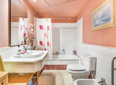 Простора 2-кімнатна квартира в Гуадальміні Альта з терасою