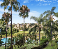 Простора 2-кімнатна квартира в Гуадальміні Альта з терасою