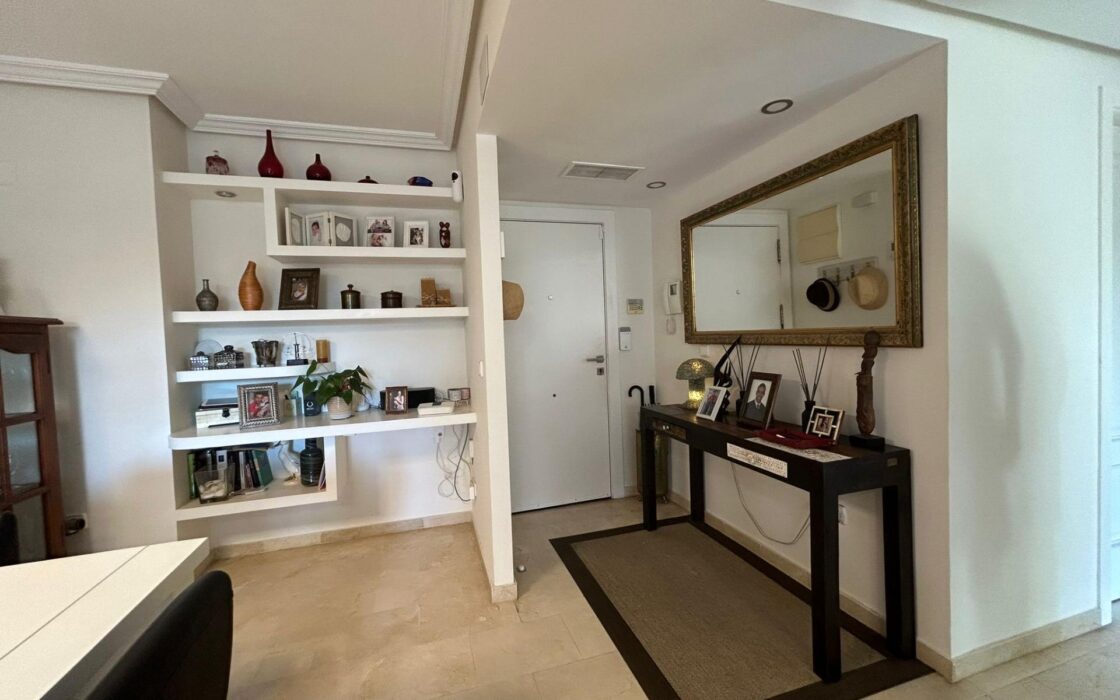 Квартира в Альбире 95 кв.м з терасою 60 кв.м біля моря