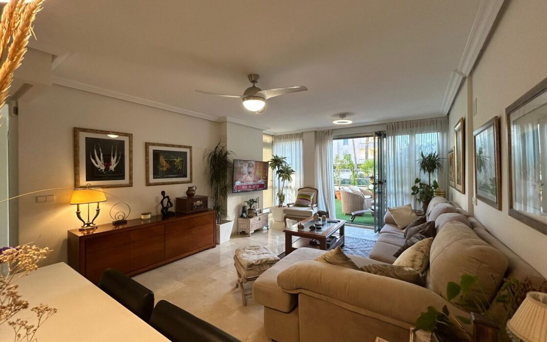 Квартира в Альбире 95 кв.м з терасою 60 кв.м біля моря