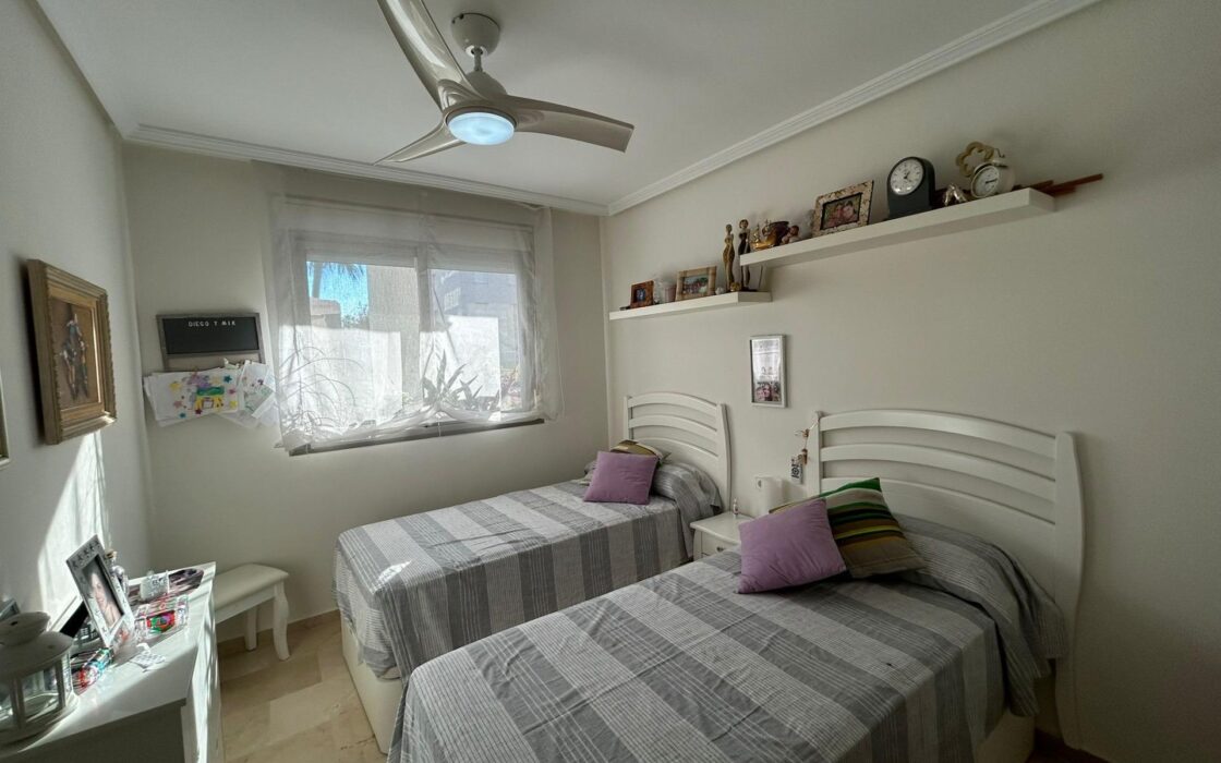 Квартира в Альбире 95 кв.м з терасою 60 кв.м біля моря