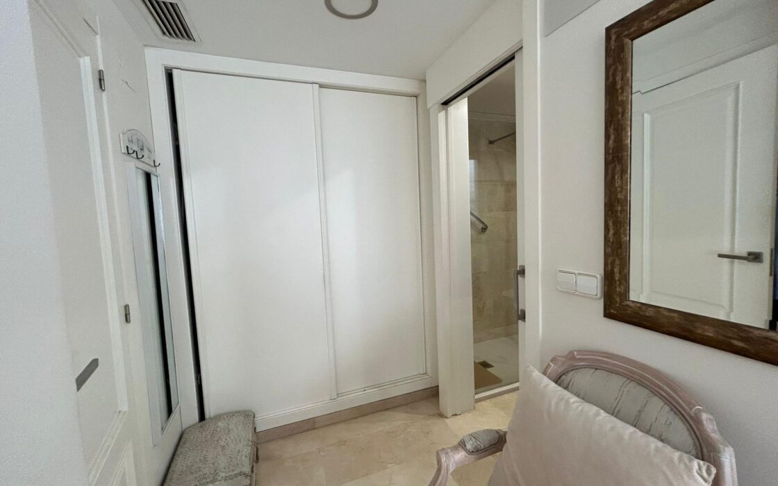 Квартира в Альбире 95 кв.м з терасою 60 кв.м біля моря