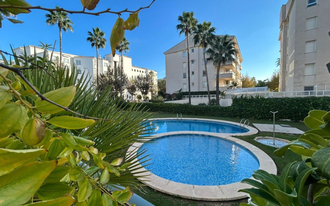 Квартира в Альбире 95 кв.м з терасою 60 кв.м біля моря