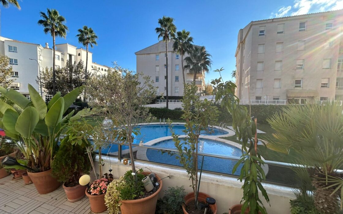 Квартира в Альбире 95 кв.м з терасою 60 кв.м біля моря